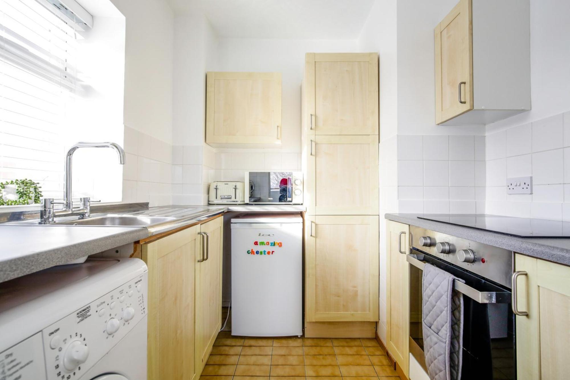 Chester Stays - Best Value Apartment With Free Parking In The Heart Of Chester Exterior foto
