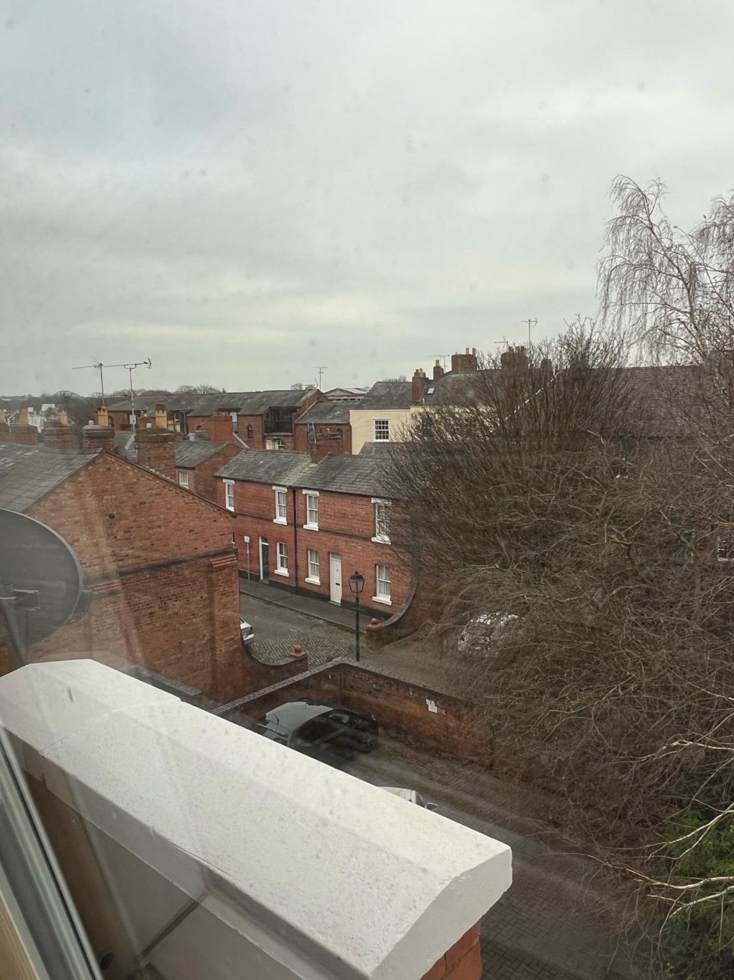 Chester Stays - Best Value Apartment With Free Parking In The Heart Of Chester Exterior foto